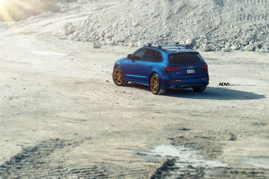  Audi SQ5 TFSI on ADV.1 Wheels (ADV06MV2CS) (8R) 2015 года  (фото 3 из 16)